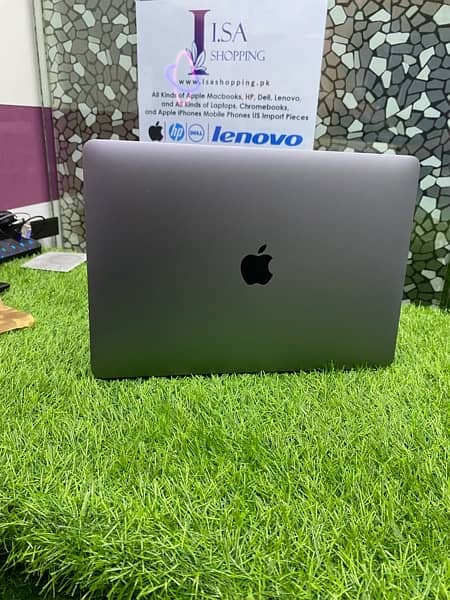 APPLE MACBOOK AIR 2019 NEW 10/10 US STOCK |  What’sapp 03215984936 2