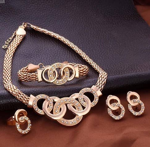 Golden Twirl Jewelry Set - Free Delivery 1