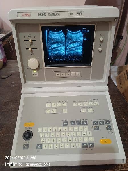 ultrasound machine 9