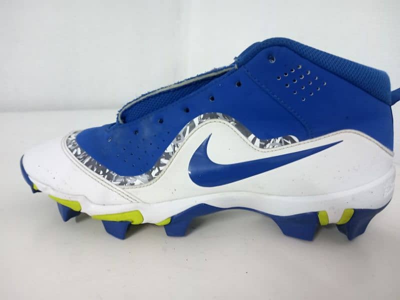 original nike football shoes 1