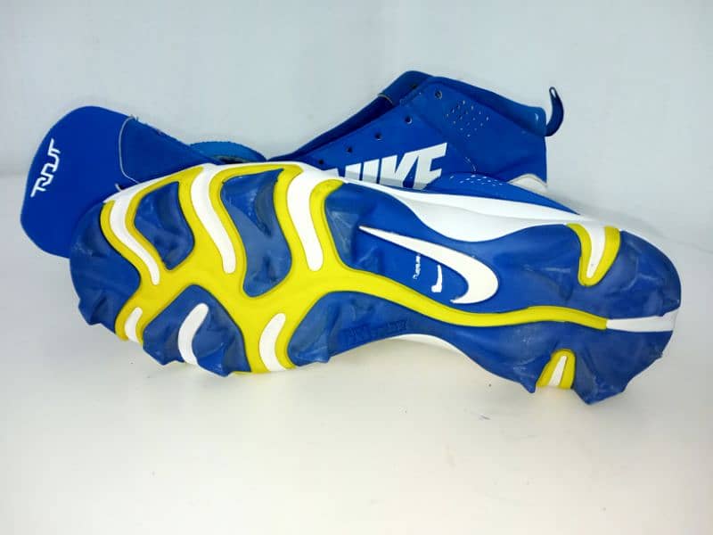 original nike football shoes 3