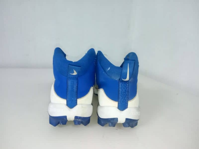 original nike football shoes 4