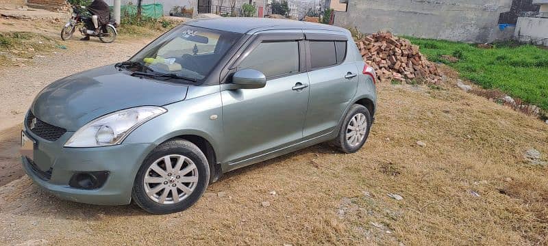 Suzuki Swift 2012 japanese auto full option 2