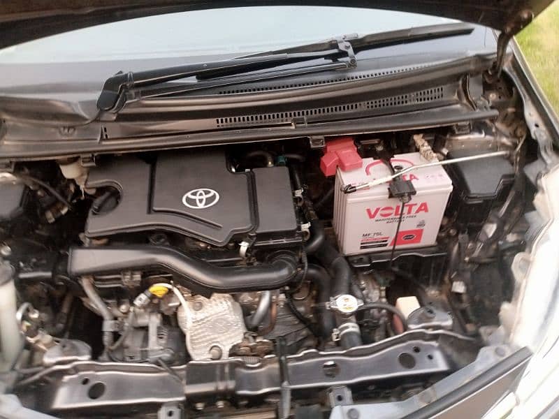 Toyota Vitz 2019 16