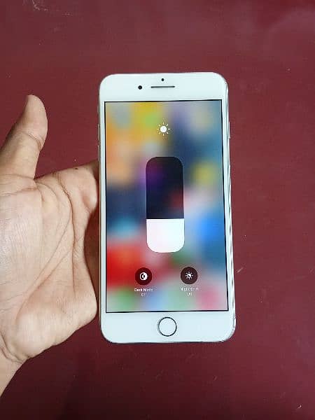 iphone 7 plus 9/10 condition 32 GB 5