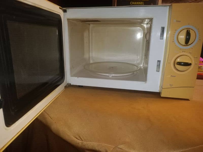 waves microwave mint condition 1