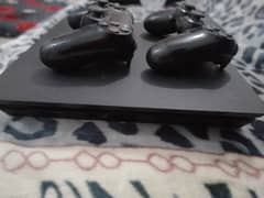 play station 4 1TB 0