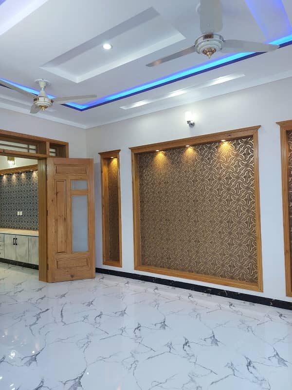 G-13 Islamabad 30x60 House South Open Tile Flooring Very Ideal Location On 50 Feet Road 6