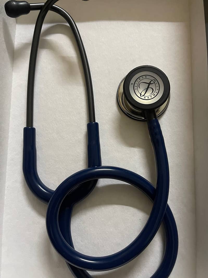 Littmann classic II, III and IV cardiology. 2