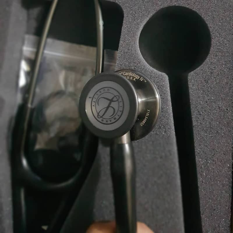 Littmann classic II, III and IV cardiology. 13