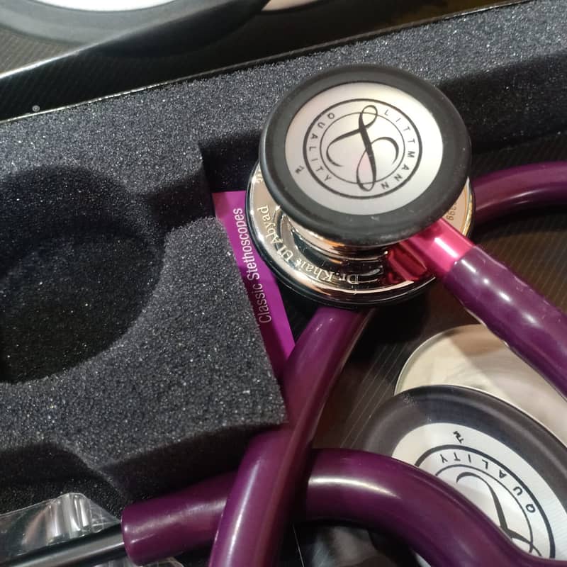 Littmann classic II, III and IV cardiology. 17