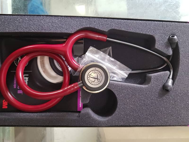 Littmann classic II, III and IV cardiology. 19