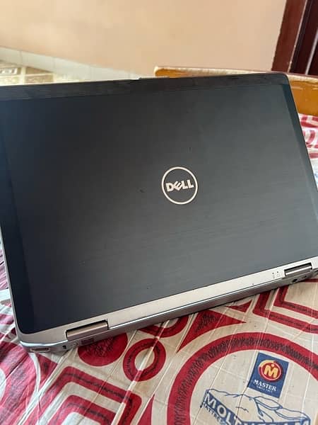 Dell latitude E6420 1