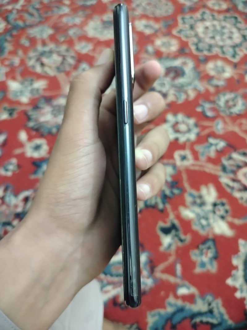 Oppo f19 3