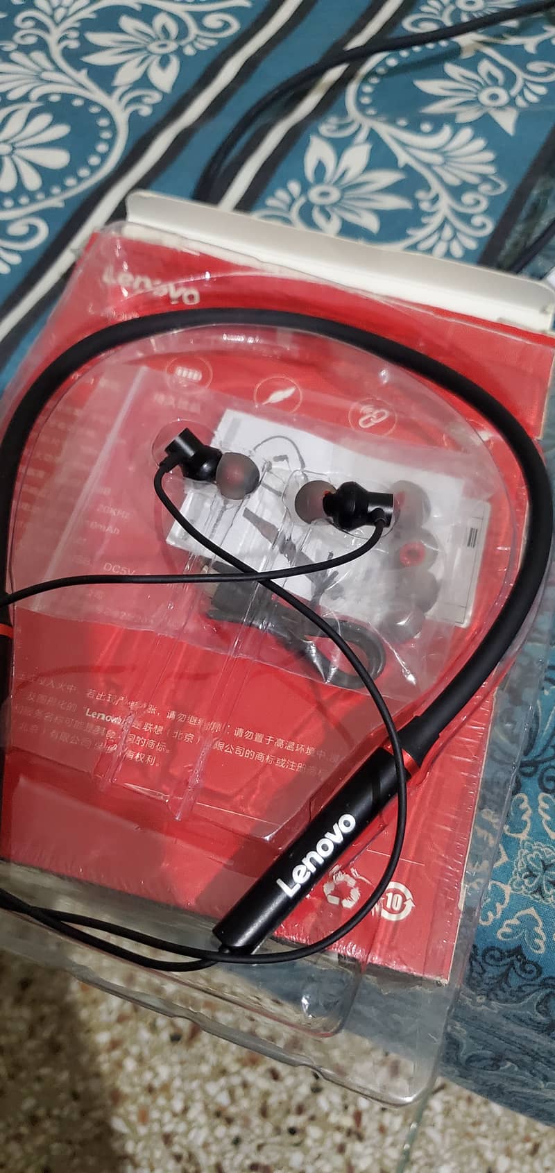 Lenovo HE05X Wireless Neckband Magnetic Earphone Bluetooth 5.0 waterpr 0