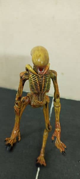 Neca Alien 3 Bambi Burster Action figure 1