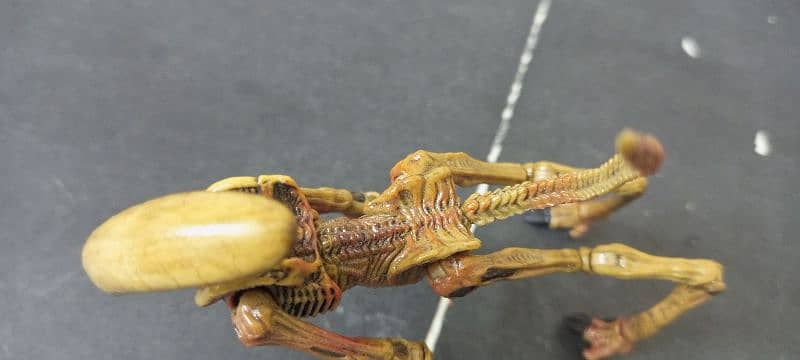 Neca Alien 3 Bambi Burster Action figure 6