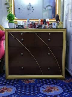 Dressing table