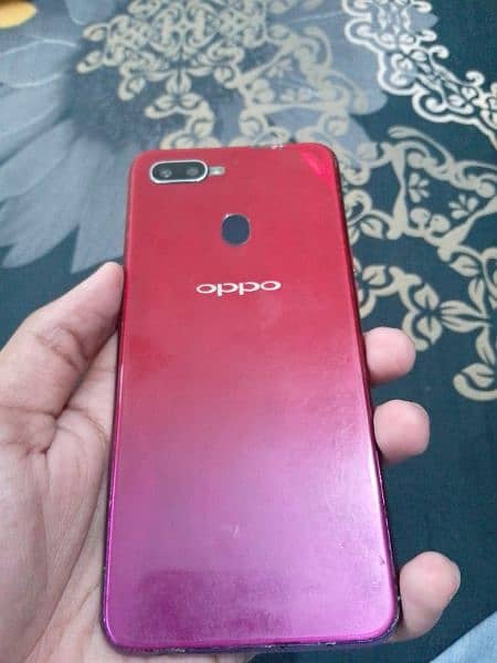 oppo f9 4/64 pta approved     Rs. 10,000 1