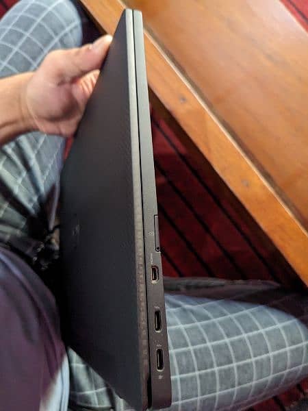 Dell Latitude 13 7370 6