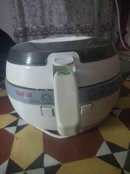 air fryer in good condition 3