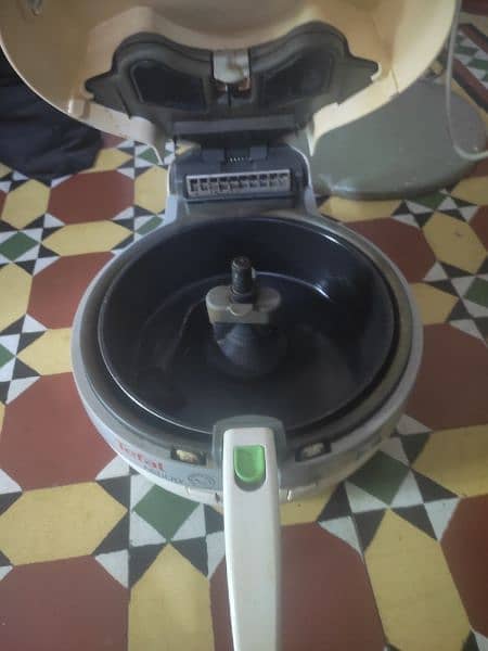 air fryer in good condition 4