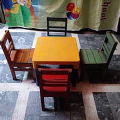 Play group table and chair