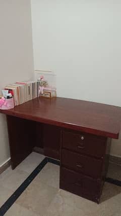 Study table for sale