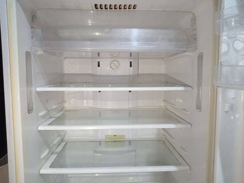 Double door fridge in Excellent condition 7