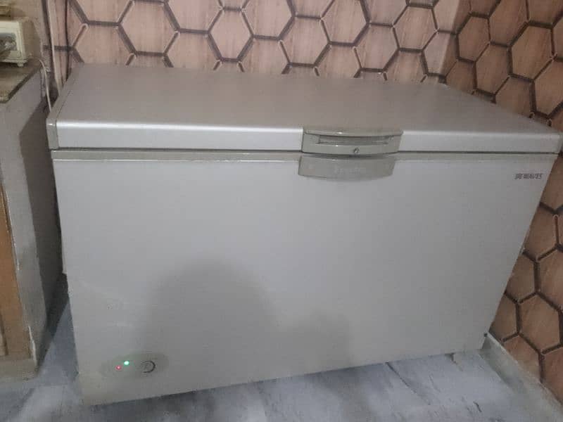 freezer for sale 0