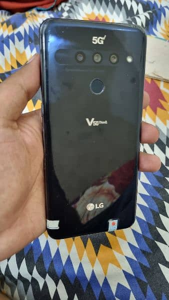 Lg v50 thing 10/10 condition screen lines dual pta 8