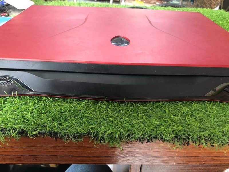 Alienware M17xR4 3