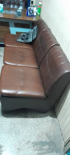 5 sitter Office sofas for sale