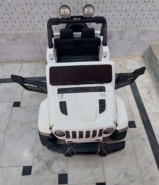 Kids' Electric Ride-On Jeep Car - Used, Good Condition 6