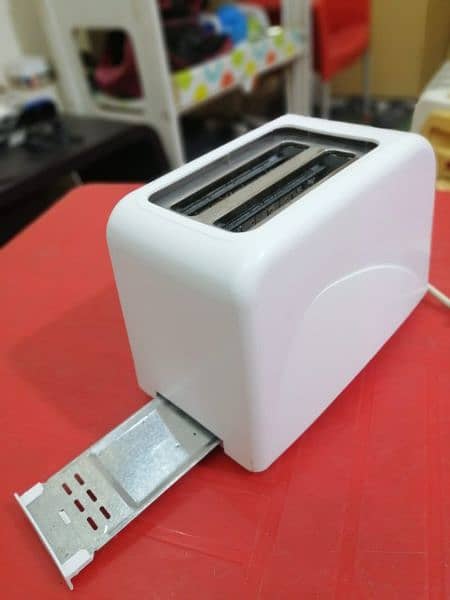 Homemaker 2 Slice Toaster, Imported 5