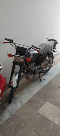 Honda 125 2017 sukkur number Just serious buyers rabta karen