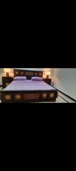 King Size Bed Set with mattress, Dresser, Mirror, Side Tables & Lamps 3