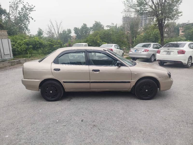 Suzuki Baleno 2004 11