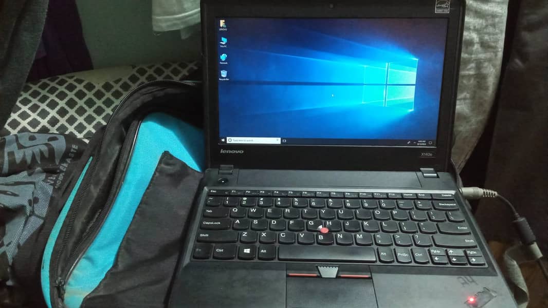 Lenovo Thinkpad x 140e 0