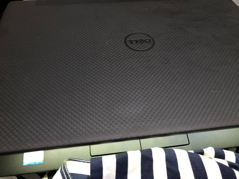 Dell Laptop touch and type 1