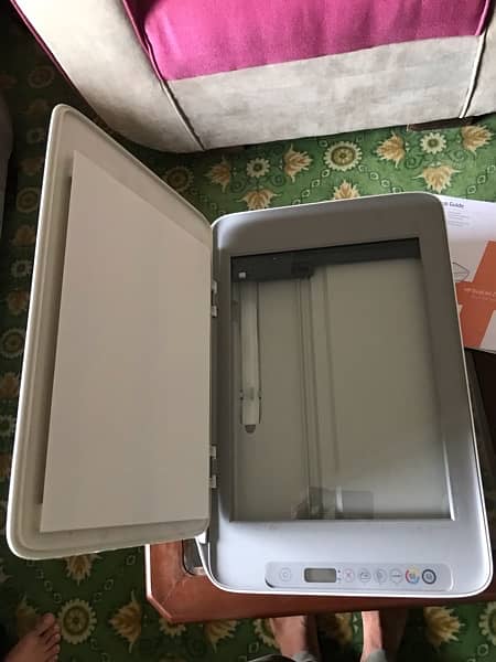 HP DeskJet 2700e 2