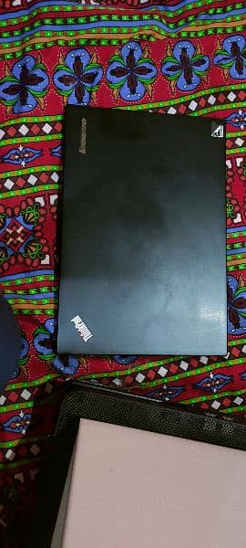 Lenovo Thinkpad x240 i5 4th generation 1