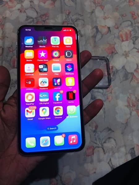 iphone 11 pro max PTA Approved officially 256 with box for sale 2