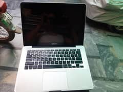 Macbook pro Late 2011