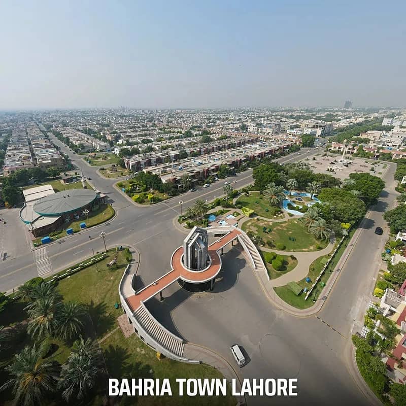 BUILDER LOCATION PLOT NO 290 RAFI FOR SALE IN BAHRIA TOWN LAHORE. 3