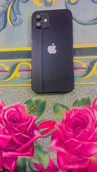 iPhone 12 64GB - Perfect 10/10 Condition - Like New  battery health 80 5