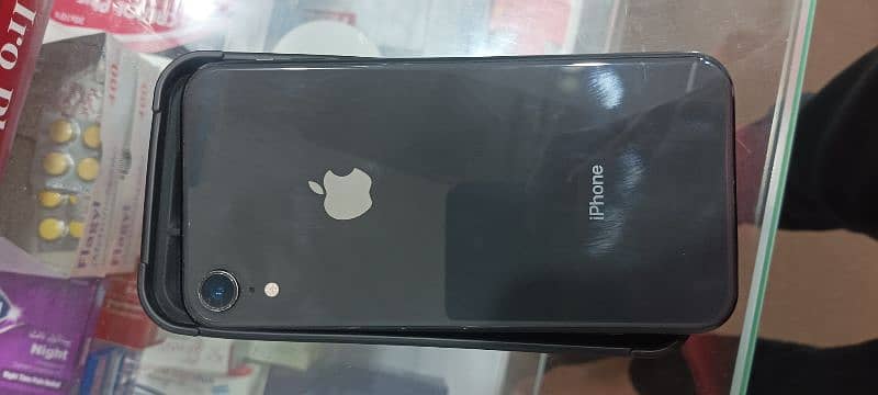 iphone XR NON PTA 64GB 0