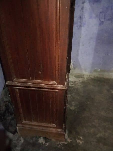 Antique shisham wood cupboard 2