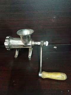 Hand Chopper New / kema machine 03072041177