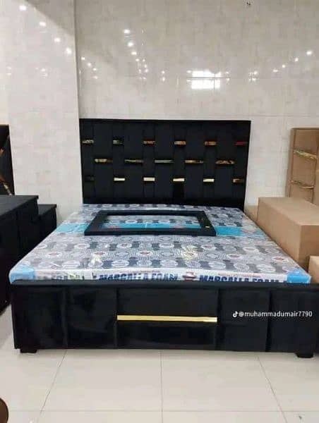 room bed set available 3